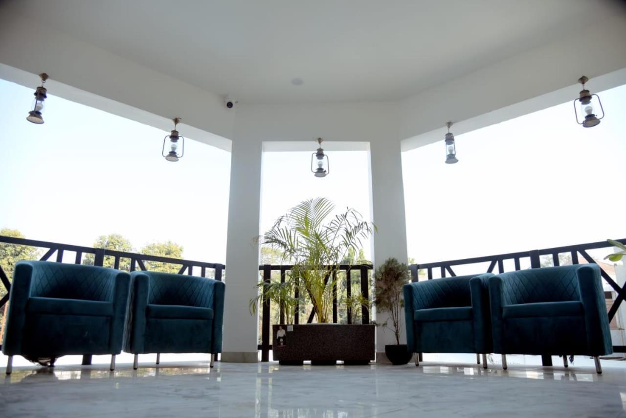 Rewa Hotel Eco Park מראה חיצוני תמונה