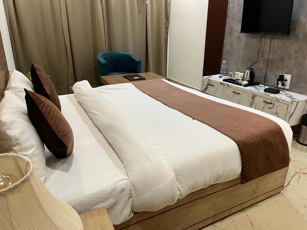 Rewa Hotel Eco Park מראה חיצוני תמונה